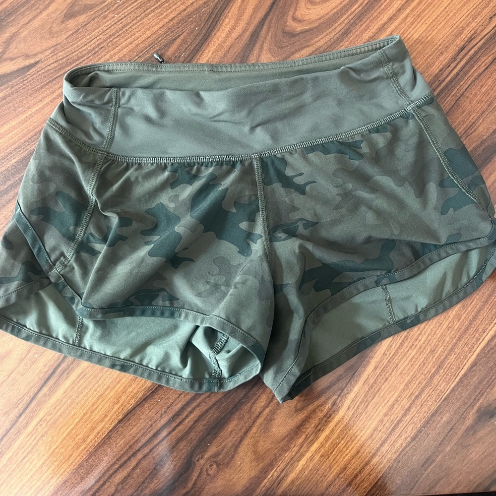 Lululemon camouflage speed shorts, size 2